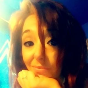 Meet your Posher, Paula